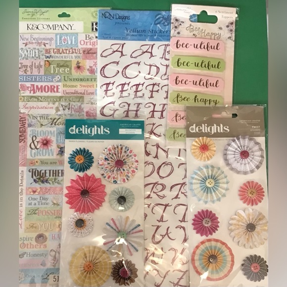 Bundle of 5 packs of stickers - Picture 1 of 6